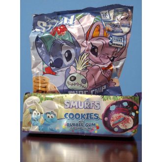 Stitch és Hupikék törpikék keksz egyben csomagban